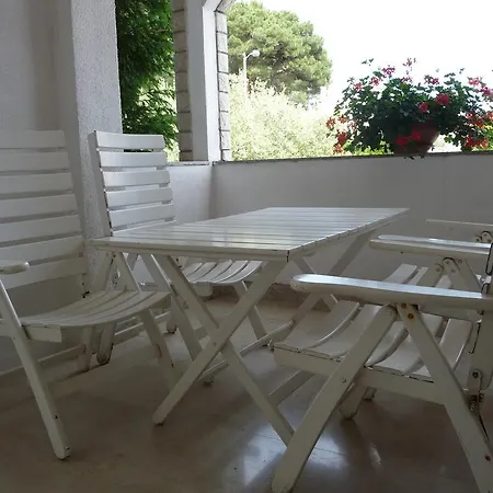 Noris Apartman Póla