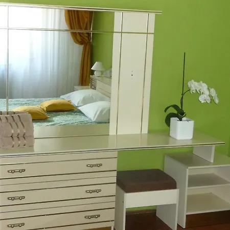 Noris Apartment
